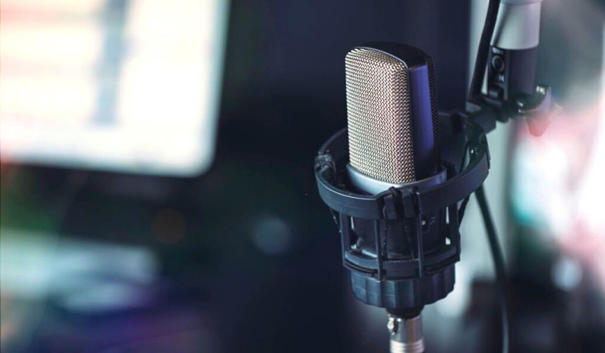Make Money By Providing Feedback To Radio Stations
