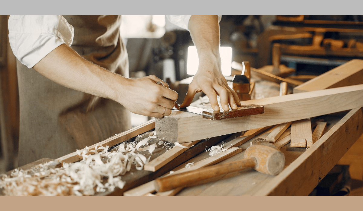 What Are The Essential Woodworking Hand Tools For Beginners